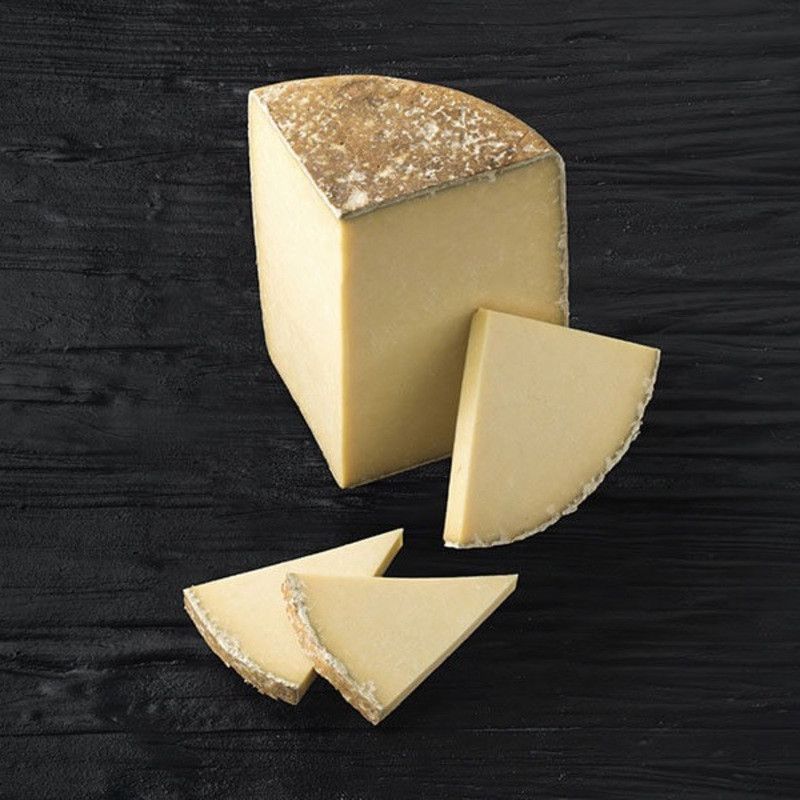 Cantal entre-deux AOP ±1,25kg