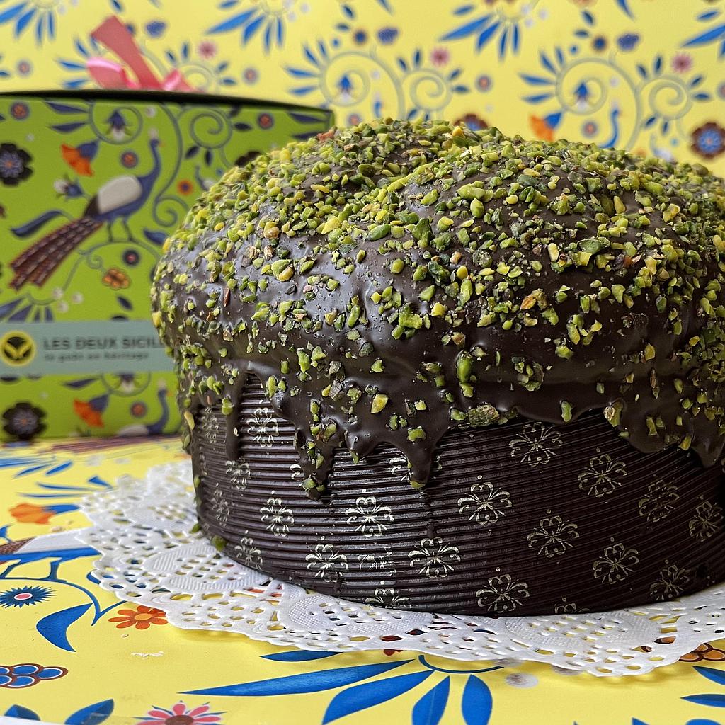 Panettone à la crème de Pistache recouvert de Chocolat Noir