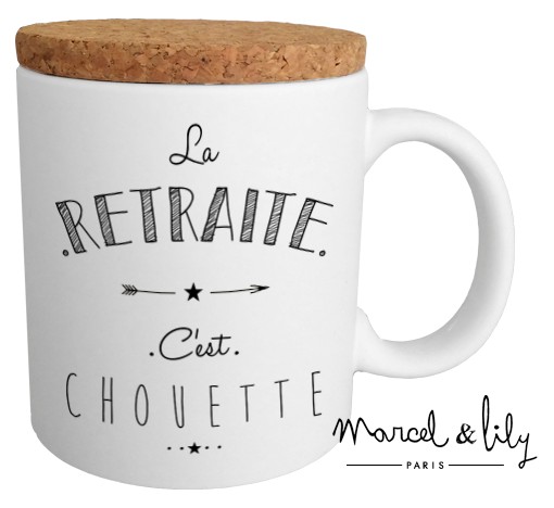 Mug avec son couvercle en liège "La retraite c'est chouette"