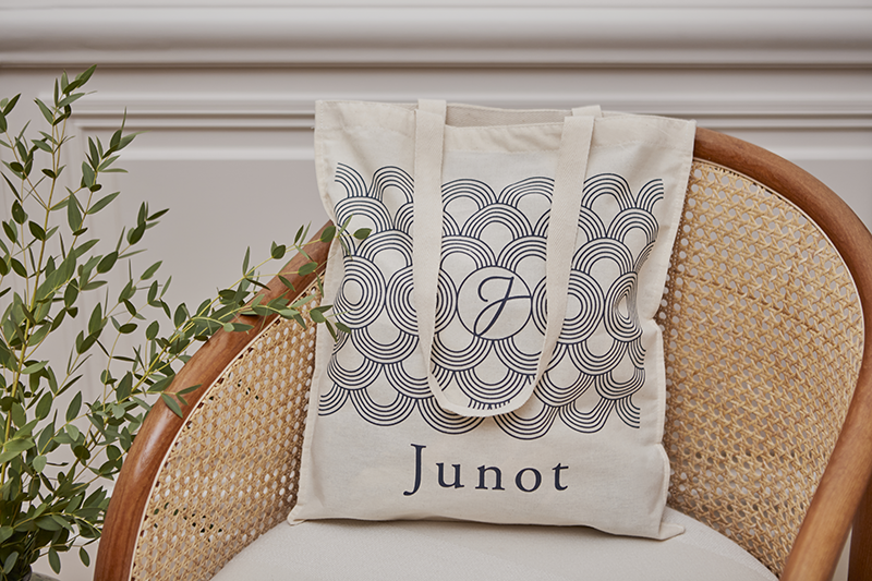 Tote bag 
