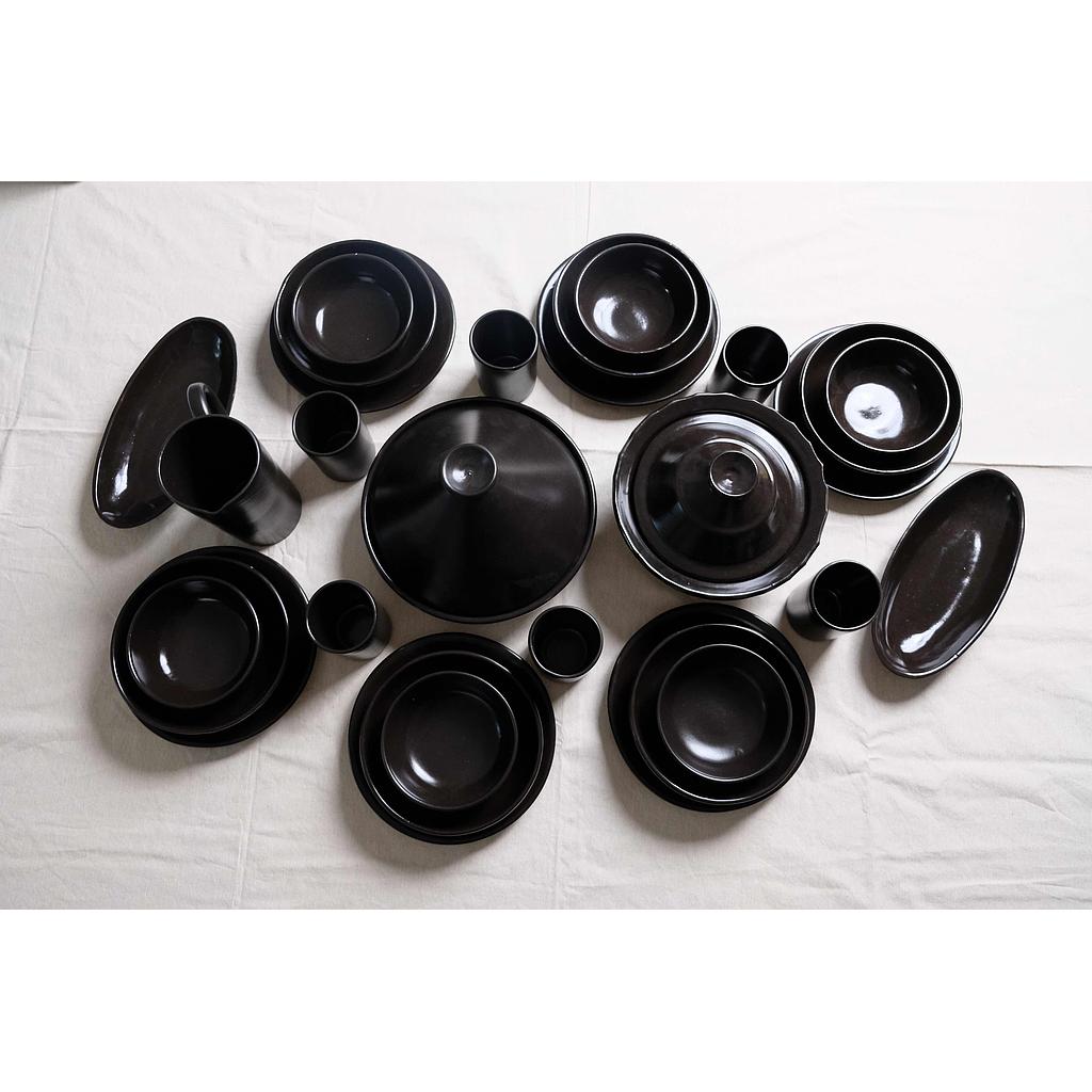 SERVICE A TABLE COMPLET 29 PCS POUR 6 PRS - NOIR MAT